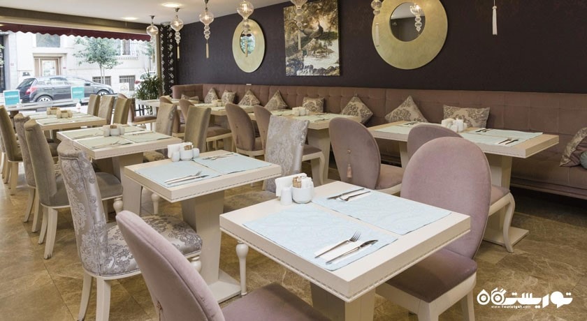 نمای کلی کافه تورکوآز